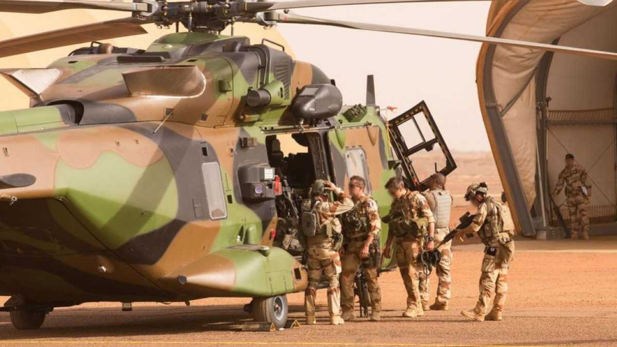 La France Maintiendra 3000 Soldats Au Sahel Et Une Base À Niamey
