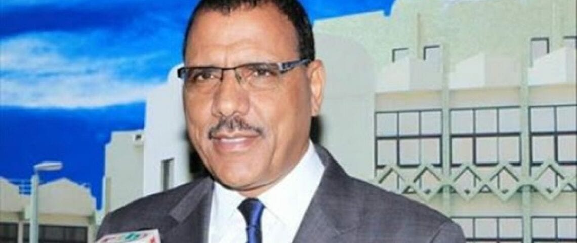 Mohamed Bazoum, président du Niger : “Ce n’est pas à la France de faire la guerre au Sahel”.   
