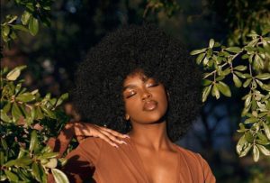 10 Astuces Pour Bien Démêler Ses Cheveux