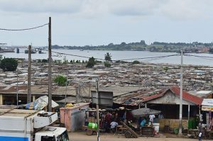 Côte D’ivoire/ Deux Véhicules Terminent Leurs Courses Dans Une Cour À Attécoubé: 11 Victimes Et De Lourds Dégâts