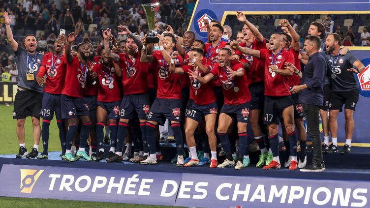 Football / Lille remporte le premier trophée de la saison
