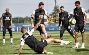 Lionel Messi Effectue Son Premier Entraînement Au Psg(Vidéo)