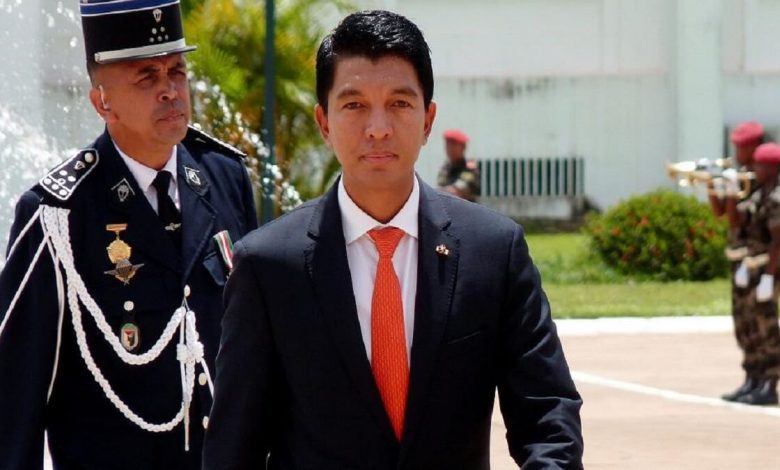 Madagascar le président Andry Rajoelina limoge tous ses ministres