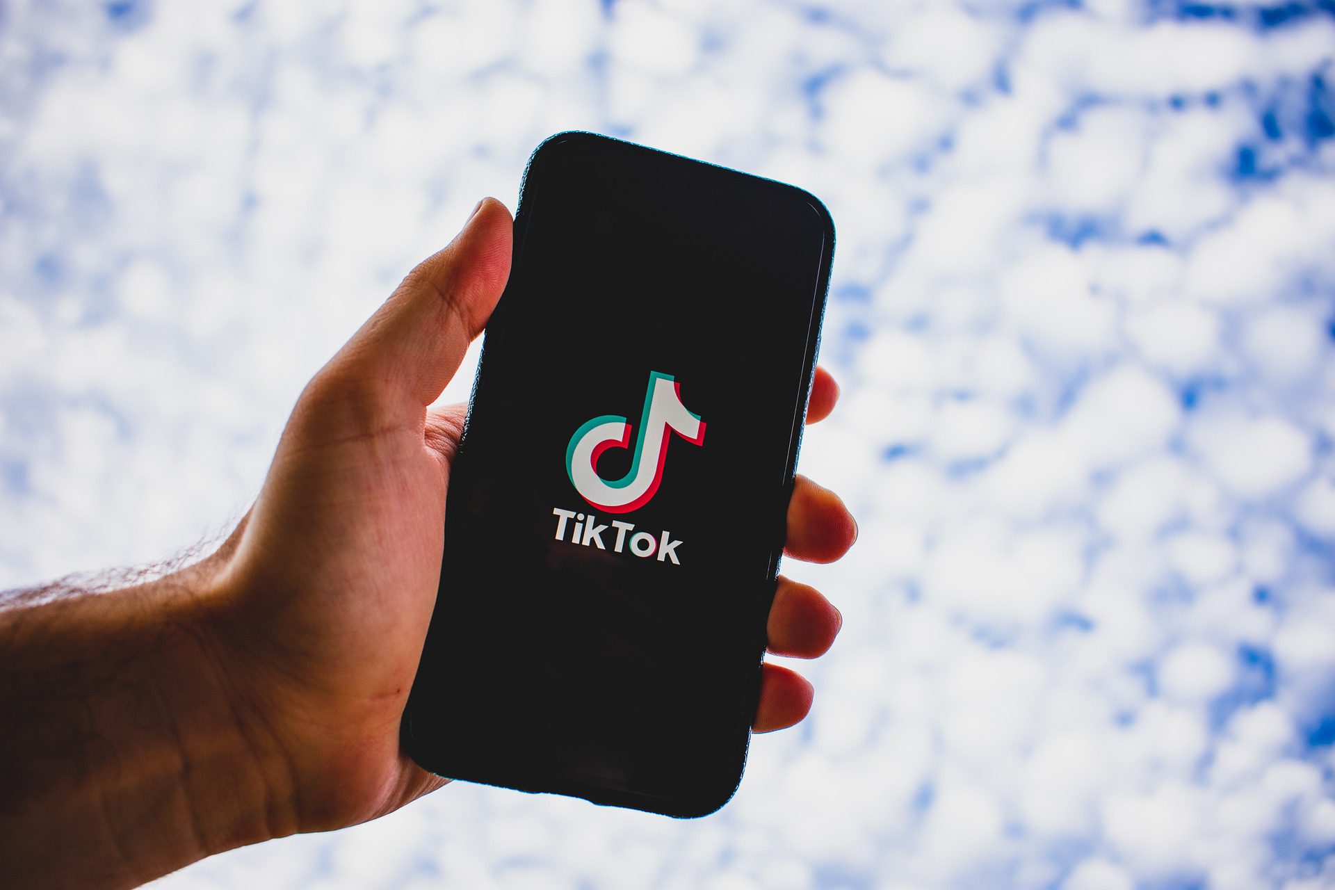 TikTok devient l’application la plus téléchargée sur mobile devant Facebook