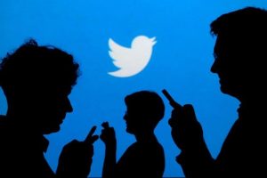 Twitter : Désormais Possible De Signaler Les Informations Trompeuses