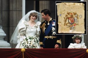 Angleterre : Une Tranche Du Gâteau De Mariage De Lady Diana Mise En Vente