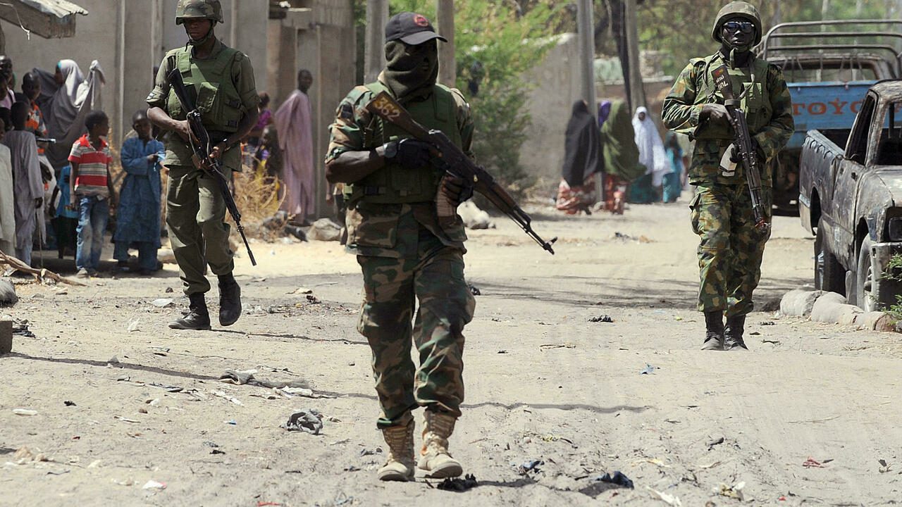 Nigéria : L&Rsquo;Armée A-T-Elle Bombardé Le « Village De Buhari » À Cause De Boko Haram ?