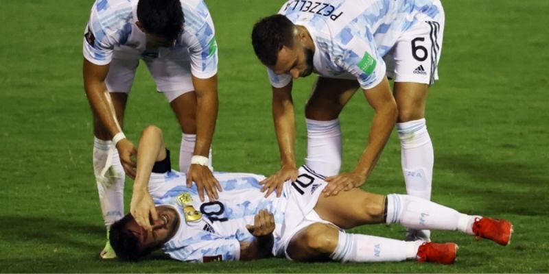 Argentine Messi victime dun geste horrible