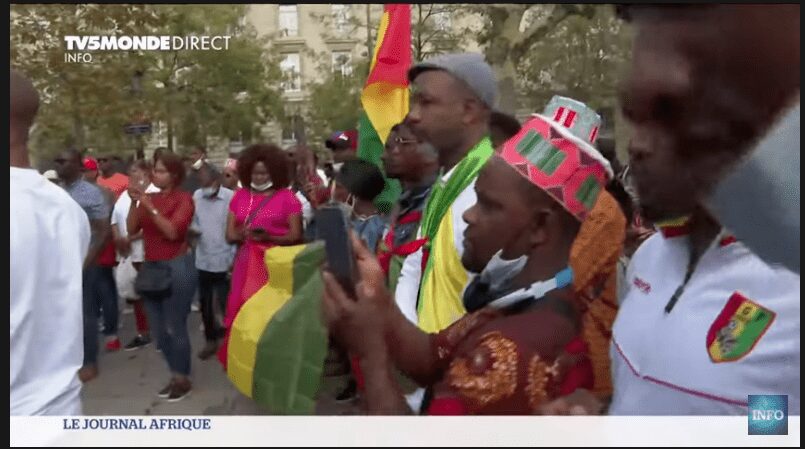 Guinée : Manifestation De Soutien De La Diaspora À Paris En Danse