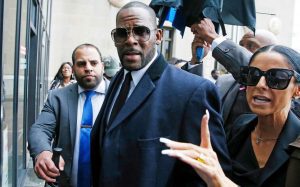 R. Kelly, La Superstar Risque La Prison À Vie