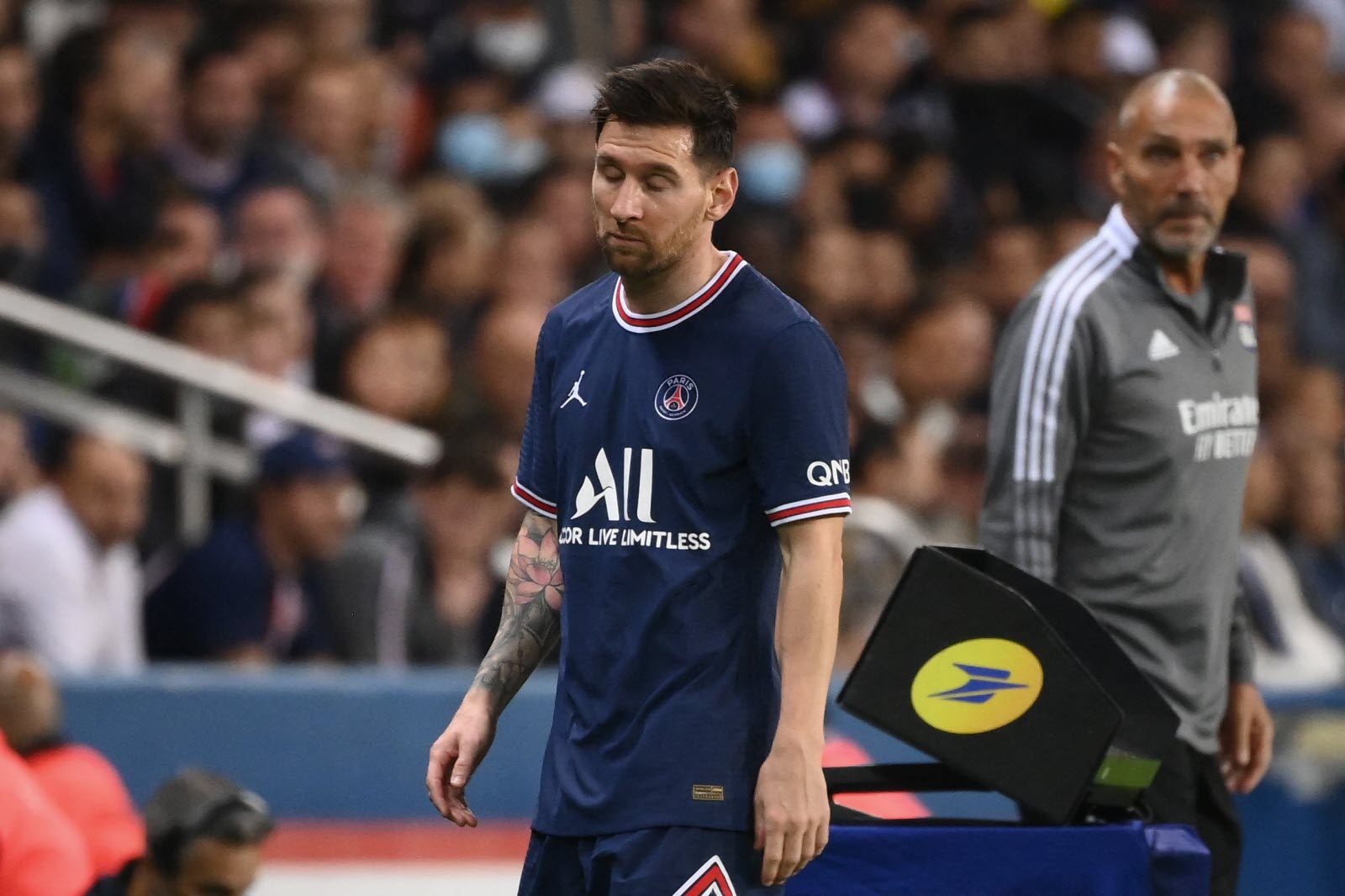 Lionel Messi Touché Au Genou : Un Coupable Désigné