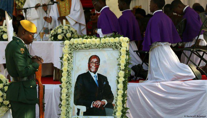 Robert Mugabe : le tribunal ordonne l’exhumation du corps de l’ex-président du Zimbabwe