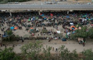 Usa : Expulsions Massives De Migrants Au Texas