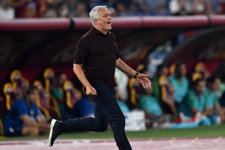 José Mourinho : « Il a remporté le Ballon d’Or, alors ne le comparons à personne »