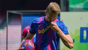 Le Fc Barcelone Félicite Frenkie De Jong