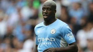 Benjamin Mendy : Son Salaire Passe De 100.000 À 8,20 Euros Par Semaine