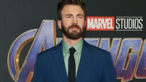 Chris Evans : Le Captain America En Couple Avec Selena Gomez ?