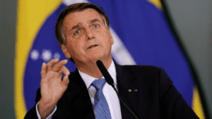 Covid Au Brésil : Le Président Bolsonaro Refuse Le Vaccin