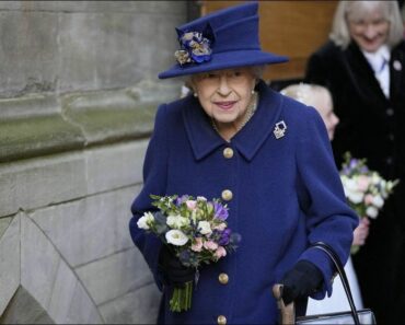 Elizabeth II : la reine « trahie par ses enfants »
