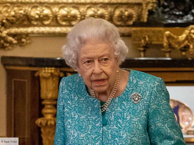 Elizabeth Ii Souffrante On Connait Enfin Ce Dont Elle Souffre