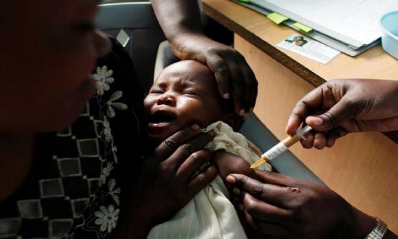 L’OMS approuve l’utilisation du tout premier vaccin antipaludique en Afrique