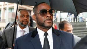 R. Kelly : Après Ses Comptes Supprimés, Bientôt Toutes Ses Chansons ?