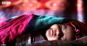 Afghanistan : Des Parents Vendent Leur Bébé Pour Nourrir Leurs Autres Enfants