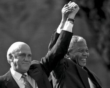 Afrique Du Sud / Frédéric De Klerk Qui A Libéré Nelson Mandela Est Mort