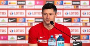 Robert Lewandowski : Le Footballeur Réagit Après Sa Déception Au Ballon D&Rsquo;Or