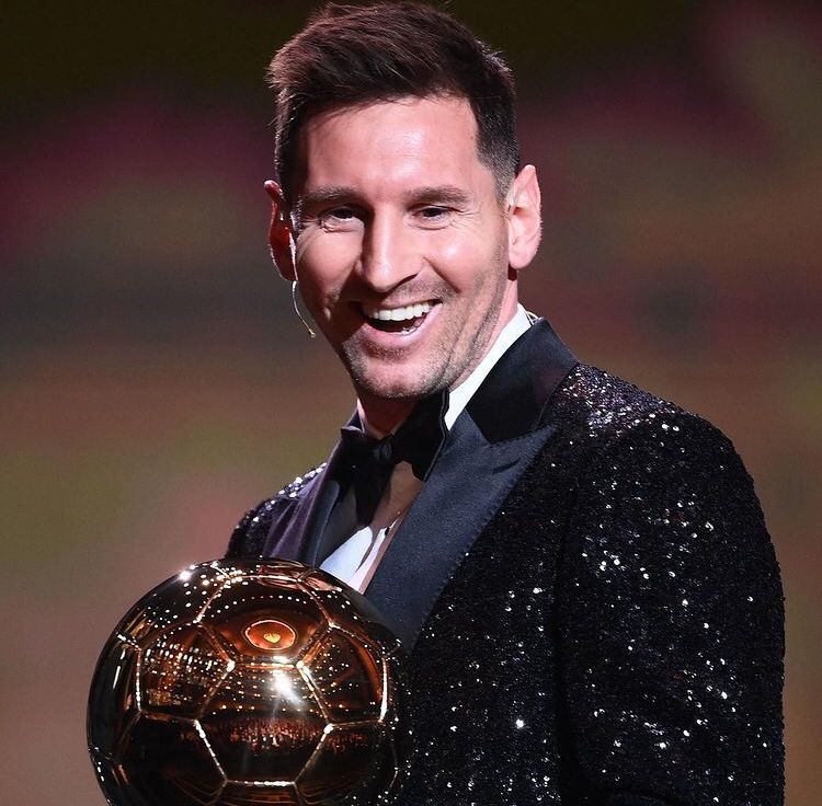 Lionel Messi Ce Mannequin Se Mettra Nue S Il Remporte Le Ballon D Or