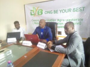 L&Rsquo;Association Togolaise Be Your Best Lance Sa Formation En Aviculture Pour Les Jeunes