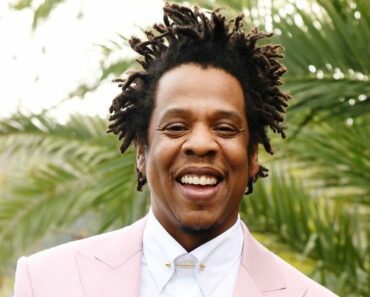 Jay-Z dévoile ses chansons préférées de 2022 avec Last Last de Burna Boy