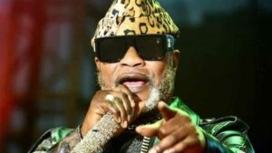 Koffi Olomide Montre Fièrement Son Fils Lors De Son Anniversaire