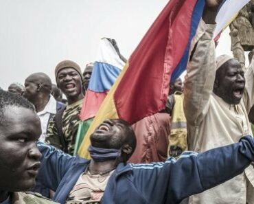 La Russie Au Mali: Qui Sont Réellement Les Relais Du Soft-Power De Moscou À Bamako ?
