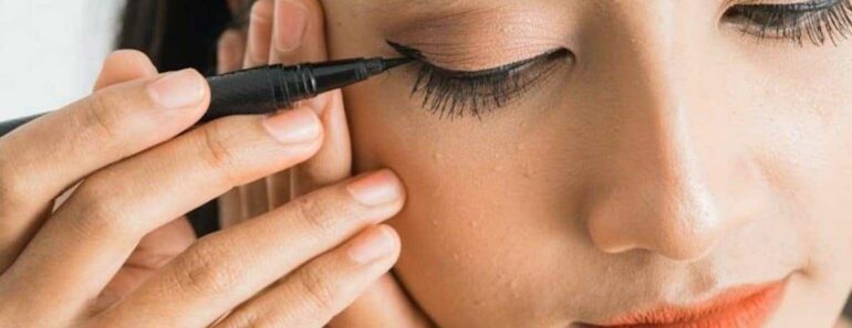 Maquillage : Voici Les Conseils Importants Pour Obtenir Un Eye-Liner Absolument Parfait À Chaque Fois !