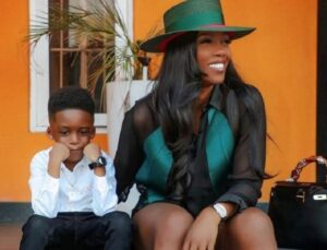 Tiwa Savage Et Davido Dansent Lors De L&Rsquo;Anniversaire D&Rsquo;Ifeanyi