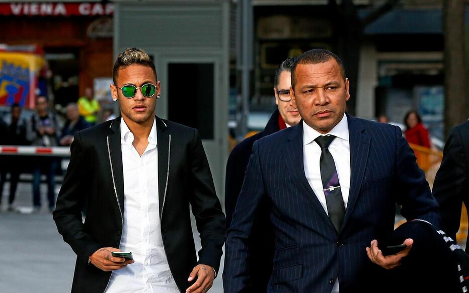 Neymar Et Son Agent Doingbuzz