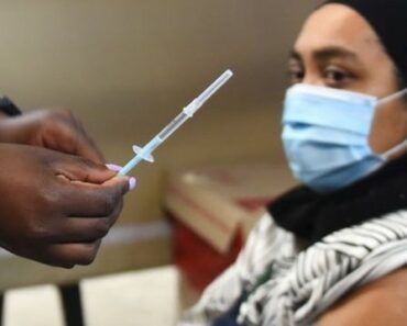 Afrique du sud: Des médecins pensent que le variant Omicron est plus inoffensif que delta