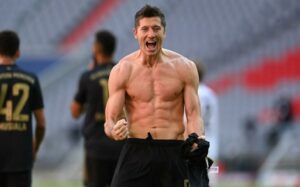 Ballon D’or :  Robert Lewandowski A Enfin Décroché Le Trophée (Photo)