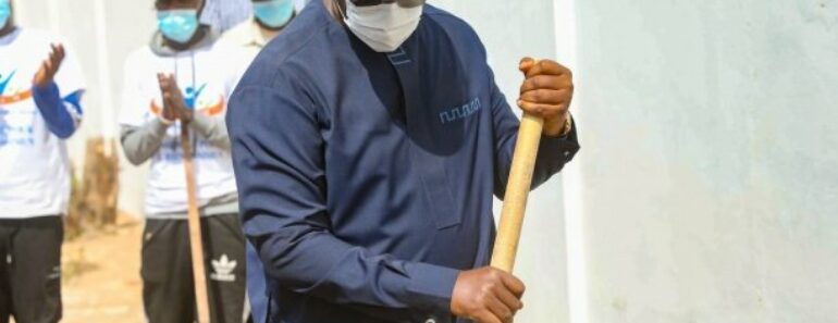 Redémarrage Du « Cleaning Day » : Le Président Macky Sall Participe Au « Besup Sétal »
