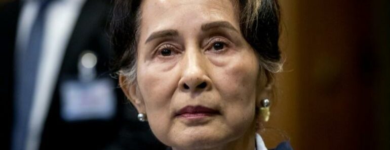 Birmanie : L&Rsquo;Ancienne Présidente Suu Kyi Condamnée À 4 Ans De Prison