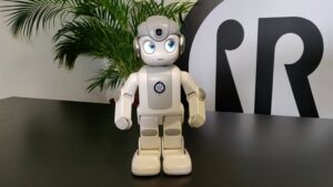 Corée Du Sud : Le Robot « Alpha Mini » Testé En Maternelle