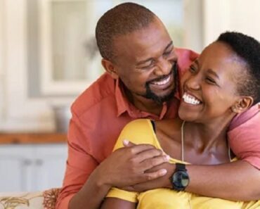 Couples : 8 choses que les femmes ne font que lorsqu’elles sont fascinées par vous