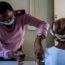 Covid-19 : des experts sud-africains préviennent qu’Omicron pourrait provoquer plus de réinfections