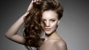 Donnez Du Volume À Vos Cheveux : 7 Astuces Magiques Pour Des Résultats Rapides !