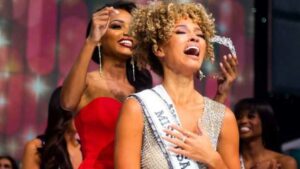 La Nouvelle Miss America Elle Smith Est Sur Le Point De Remporter Miss Univers 2021