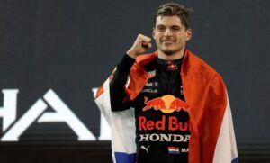 Formule 1 : Après Avoir Conquis Son Premier Championnat Du Monde, Verstappen A Envoyé Un Message À Hamilton