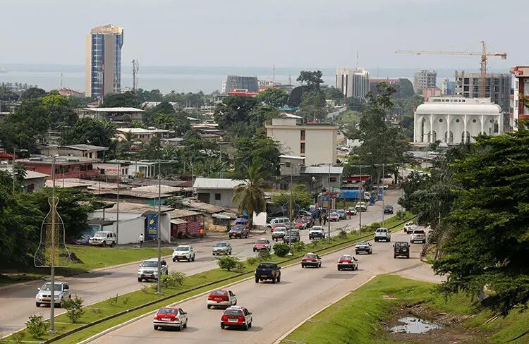 Gabon policier vend lidentite de son petit frere decede a un etranger doingbuzz - Gabon: un policier vend l’identité de son petit frère décédé à un étranger