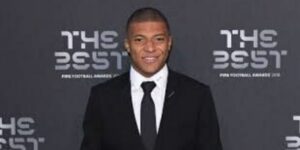 Kylian Mbappé Fait Ses Premiers Pas À Holywood