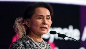 La Dirigeante Déchue Du  Birmane Aung San Suu Kyi  Condamnée À Quatre Ans De Prison